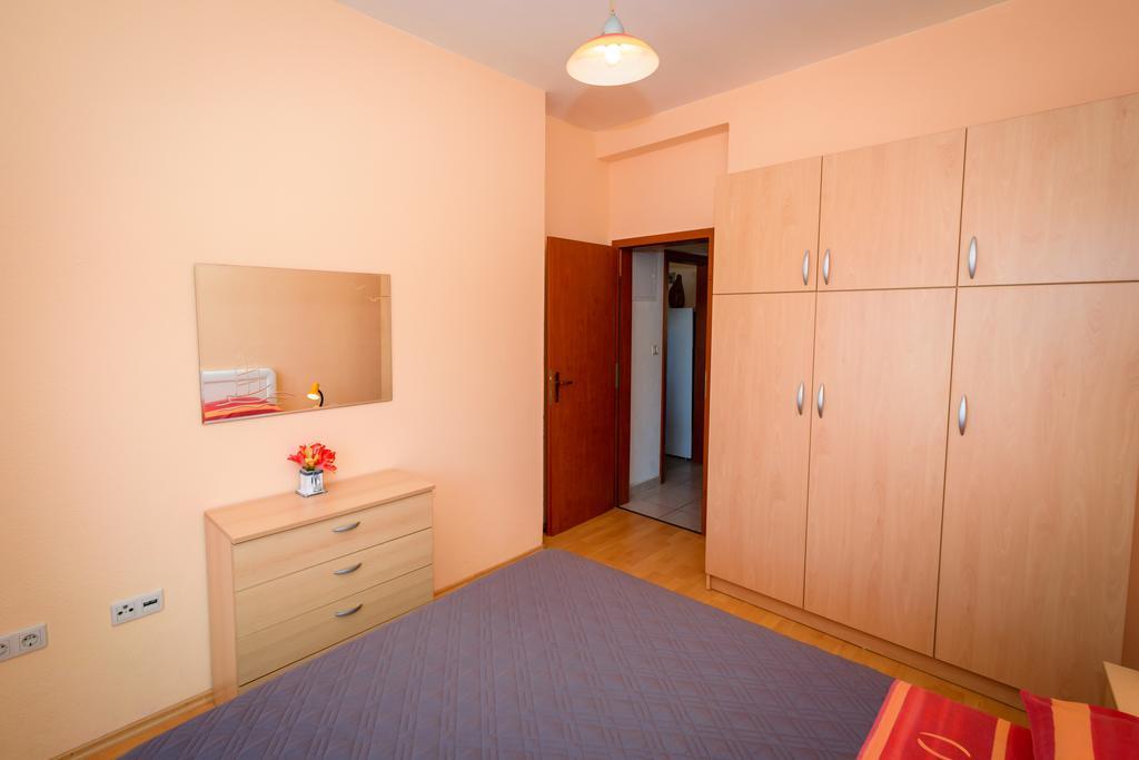 Apartments Galeb Blace Extérieur photo