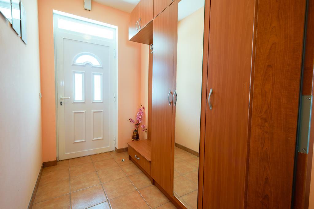 Apartments Galeb Blace Extérieur photo